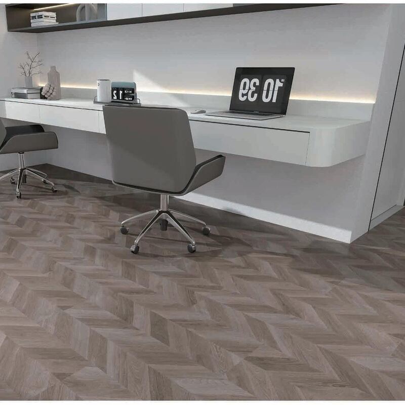 Waterproof SPC Flooring Wood Pattern SPC Rigid Core Flooring Composite Material